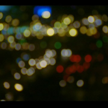 ....gần thêm nữa đi anh, ...những chiếc hôn có đang khát khao